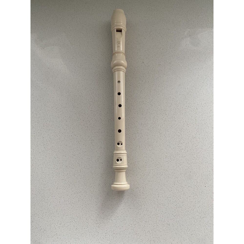 Yamaha YRS-24B Soprano Recorder - Off White